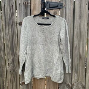 Woolovers gray top
